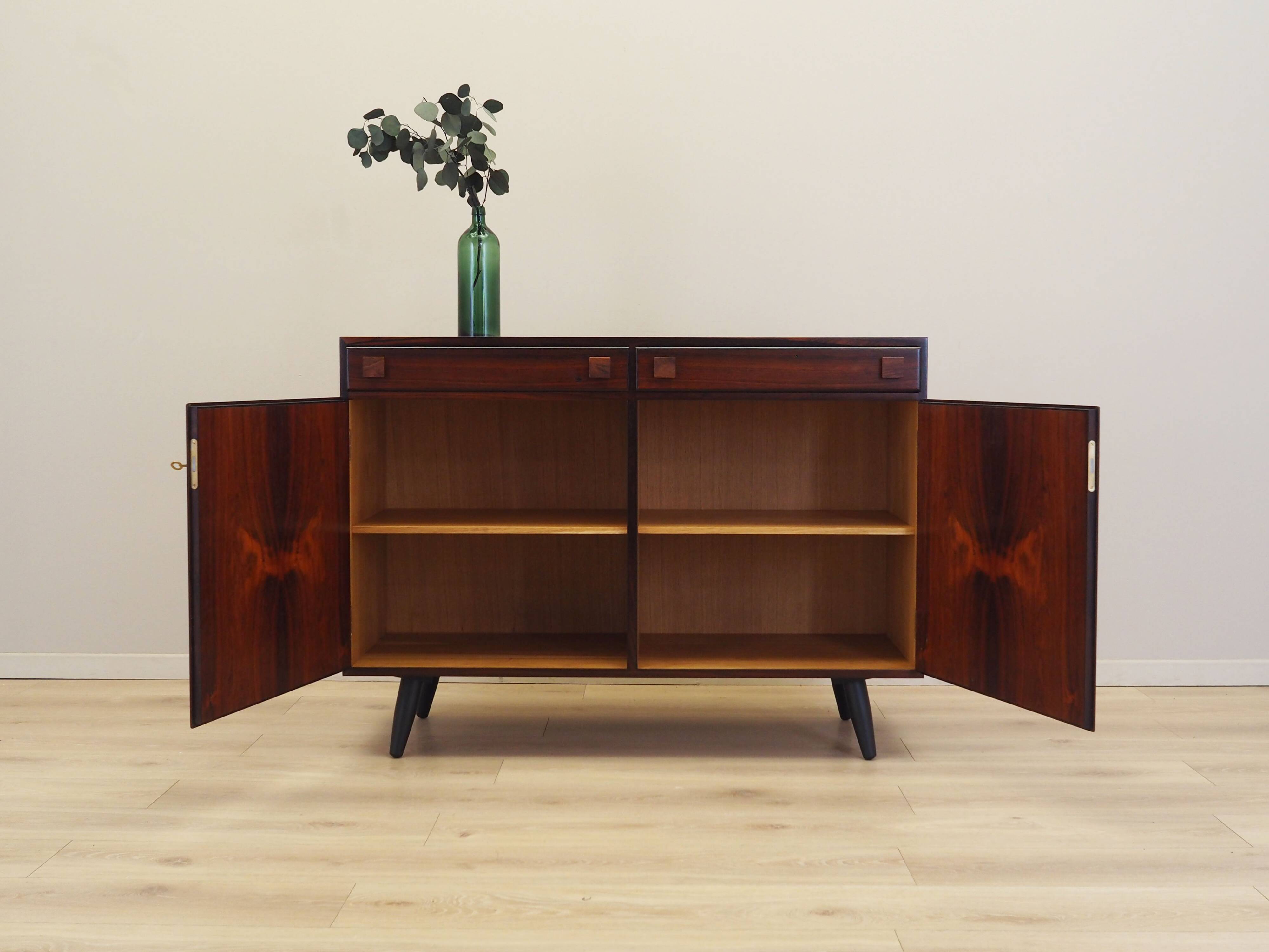 Rosewood cabinet, Danish design, 1960s, manufacturer: O. Bank Larsen