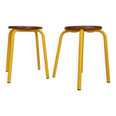 Paire de tabourets de collège vintage années 80/90 en acier tubulaire