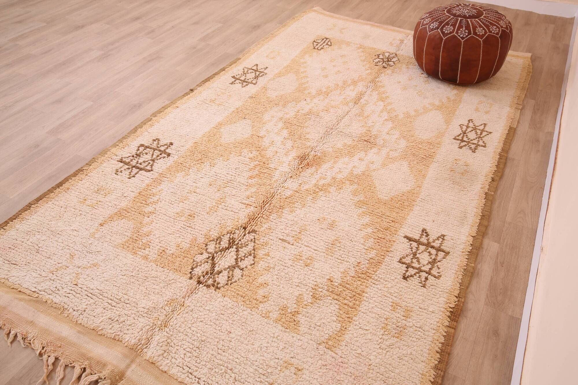 Yellow Vintage Moroccan Rug 159 x 282, Berber Wool Rug, Handmade Boho Rug