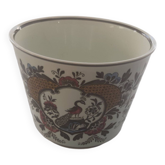 Villeroy Boch flowerpot peacock model