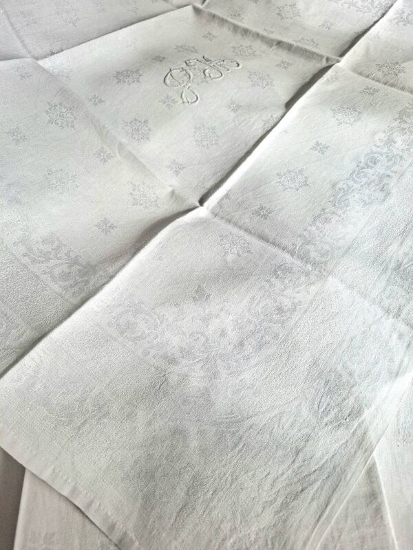 Nappe monogrammée ancienne et 8 serviettes de table