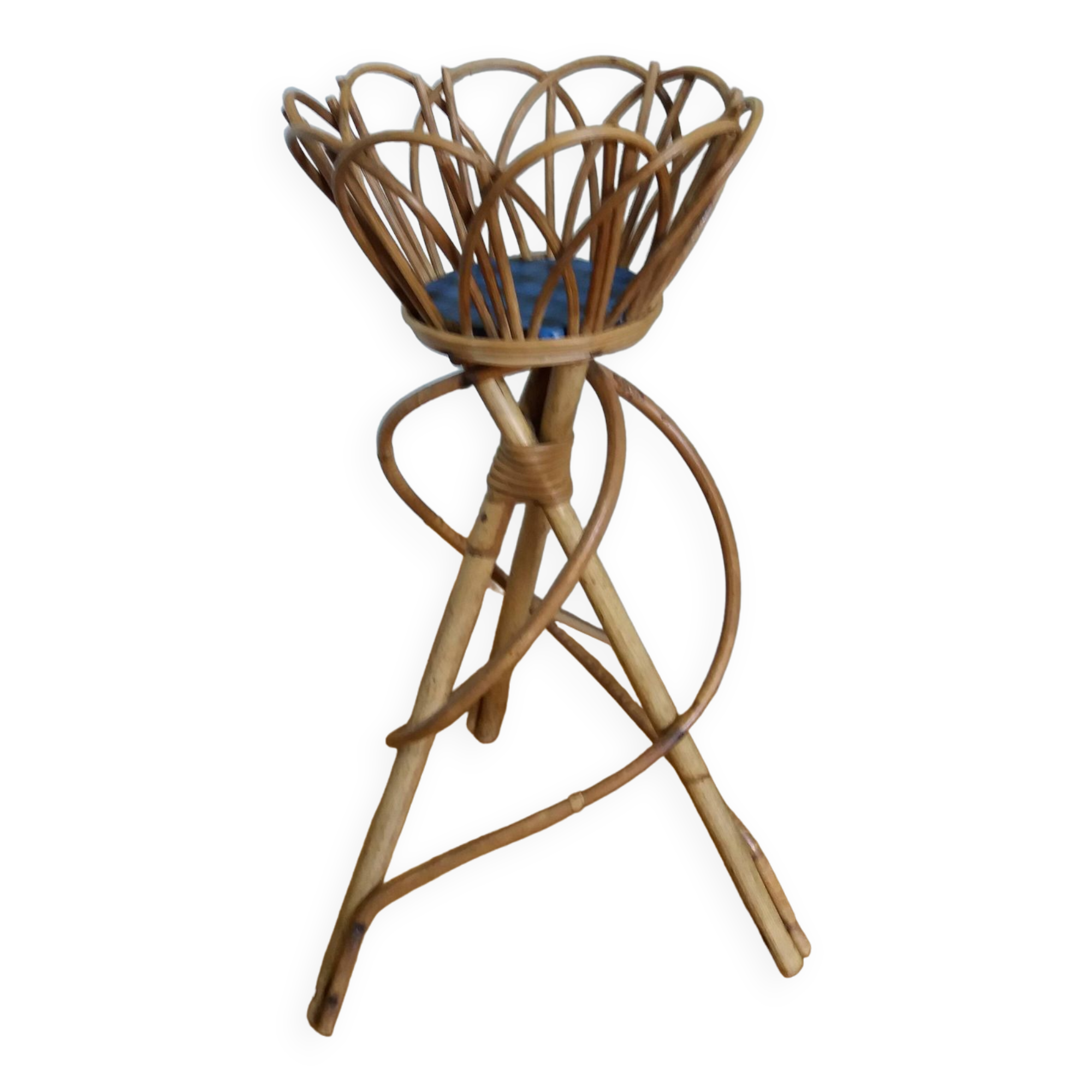 Rattan wicker plant holder
