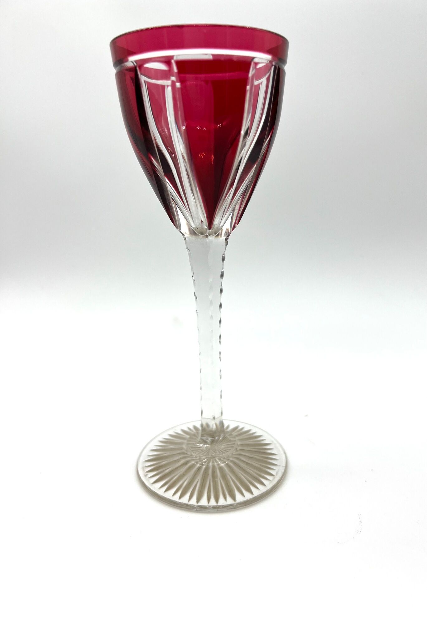 Paire de verre vin roemer en cristal rouge Saint Louis