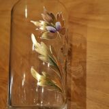 Verre peint à la main