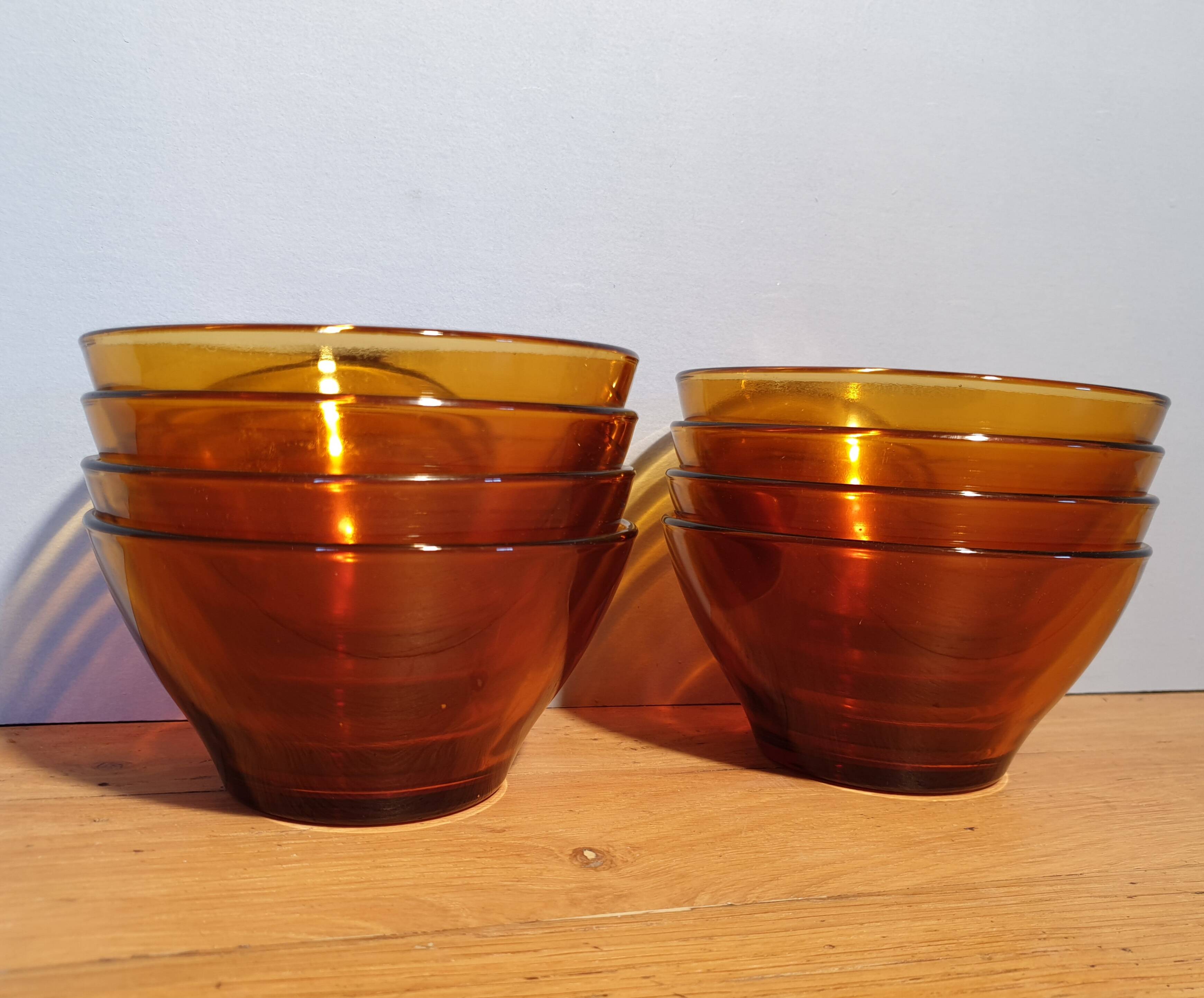 Series of 8 70's amber bowls