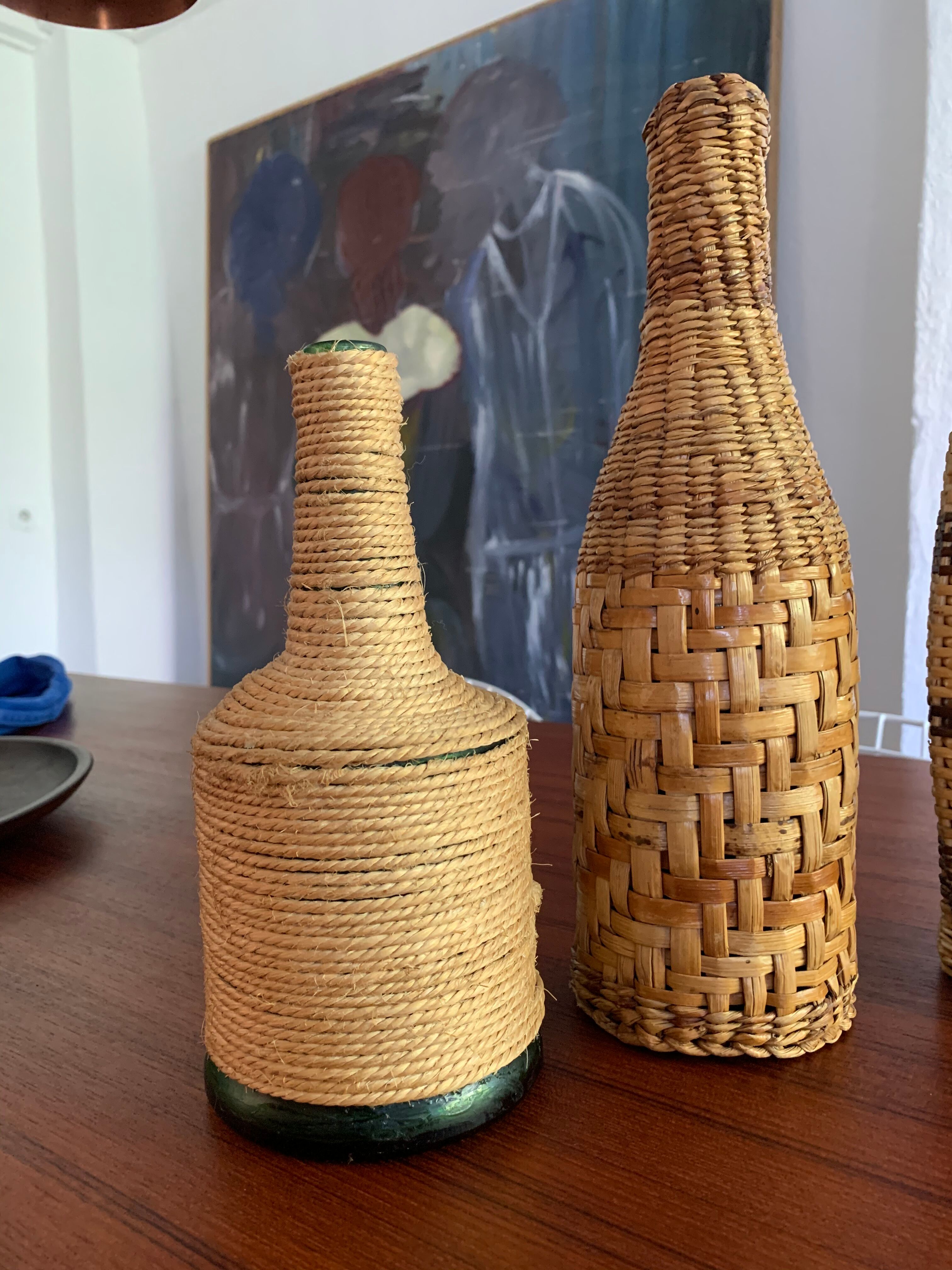 Trio de bouteilles vintage corde et osier