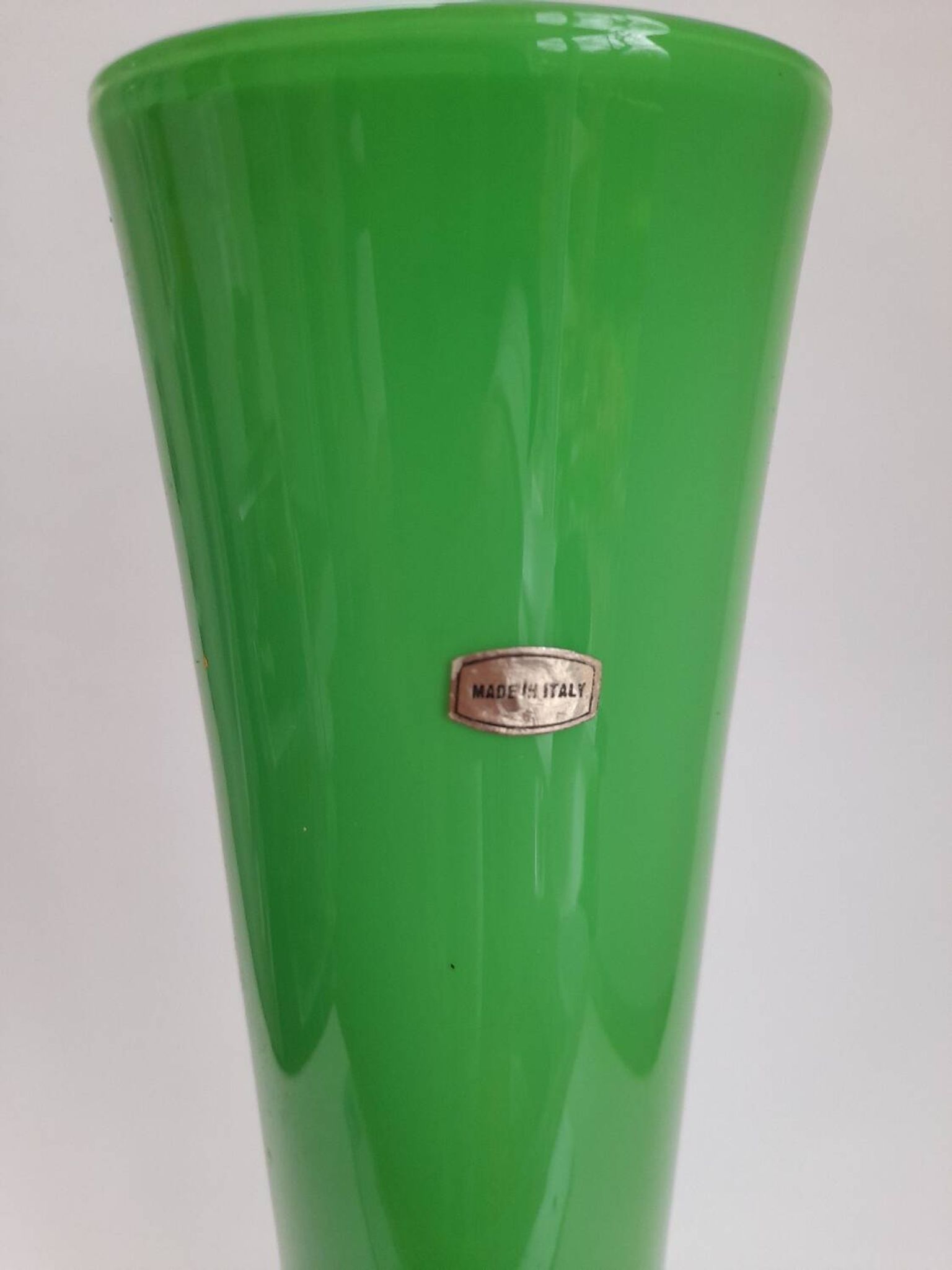 Grand vase vert en opaline italienne