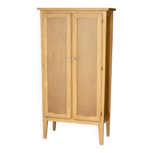 belle petite armoire