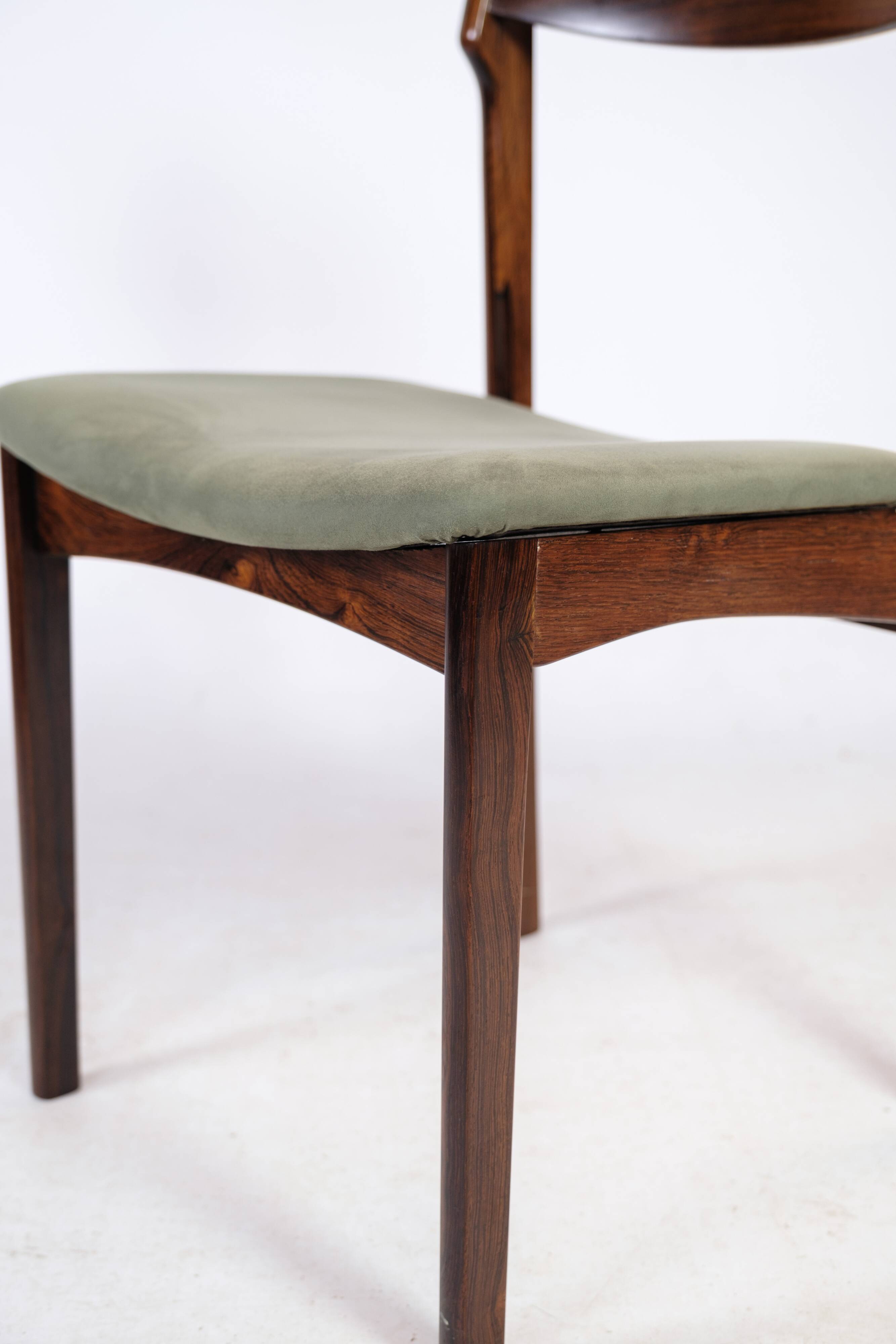 Set Of 12 Dining Chairs Made In Rosewood And Green Fabric