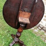 Folding wooden pedestal table