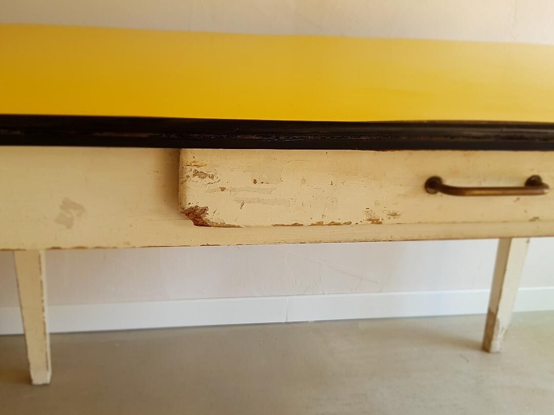 60s kitchen table in wood and formica