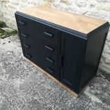 Vintage chest of drawers