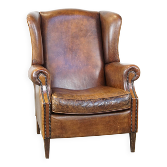 Grand fauteuil à oreilles en cuir de mouton de style anglais vintage