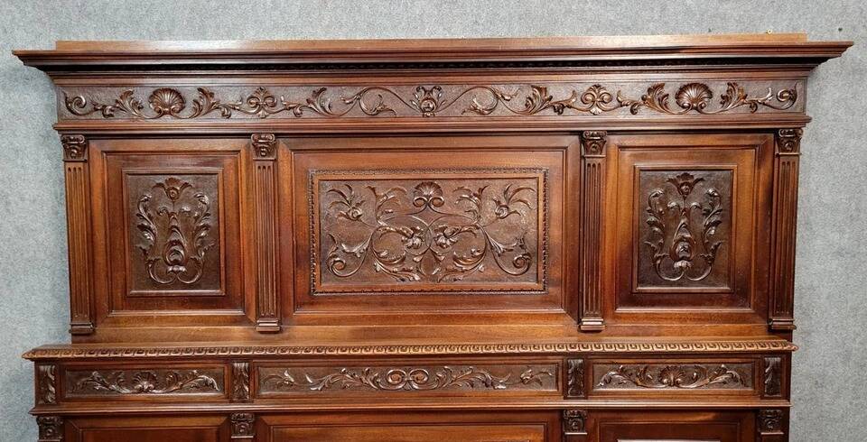Very large Renaissance style center bed in carved walnut circa 1850