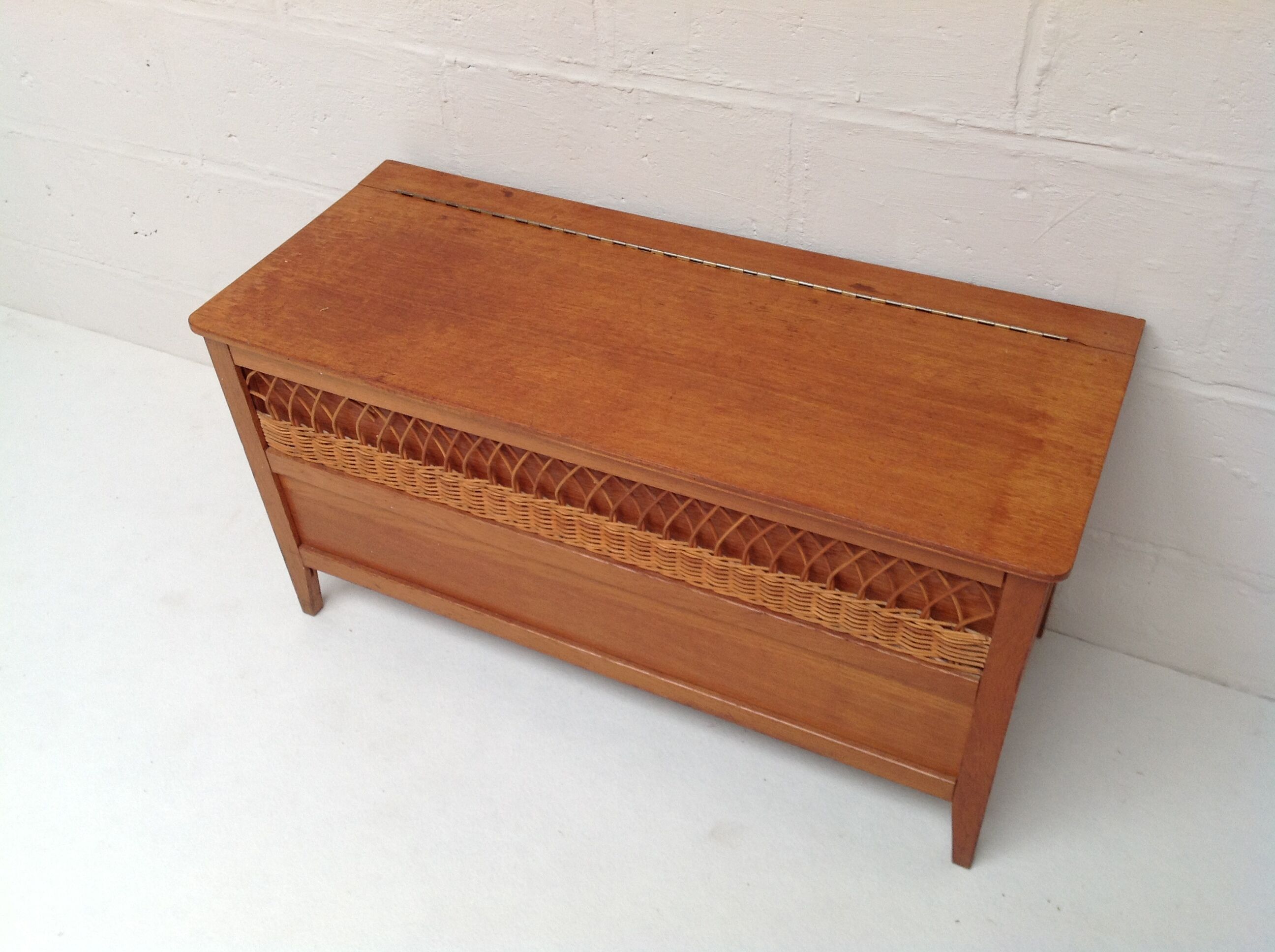 Banc coffre en rotin