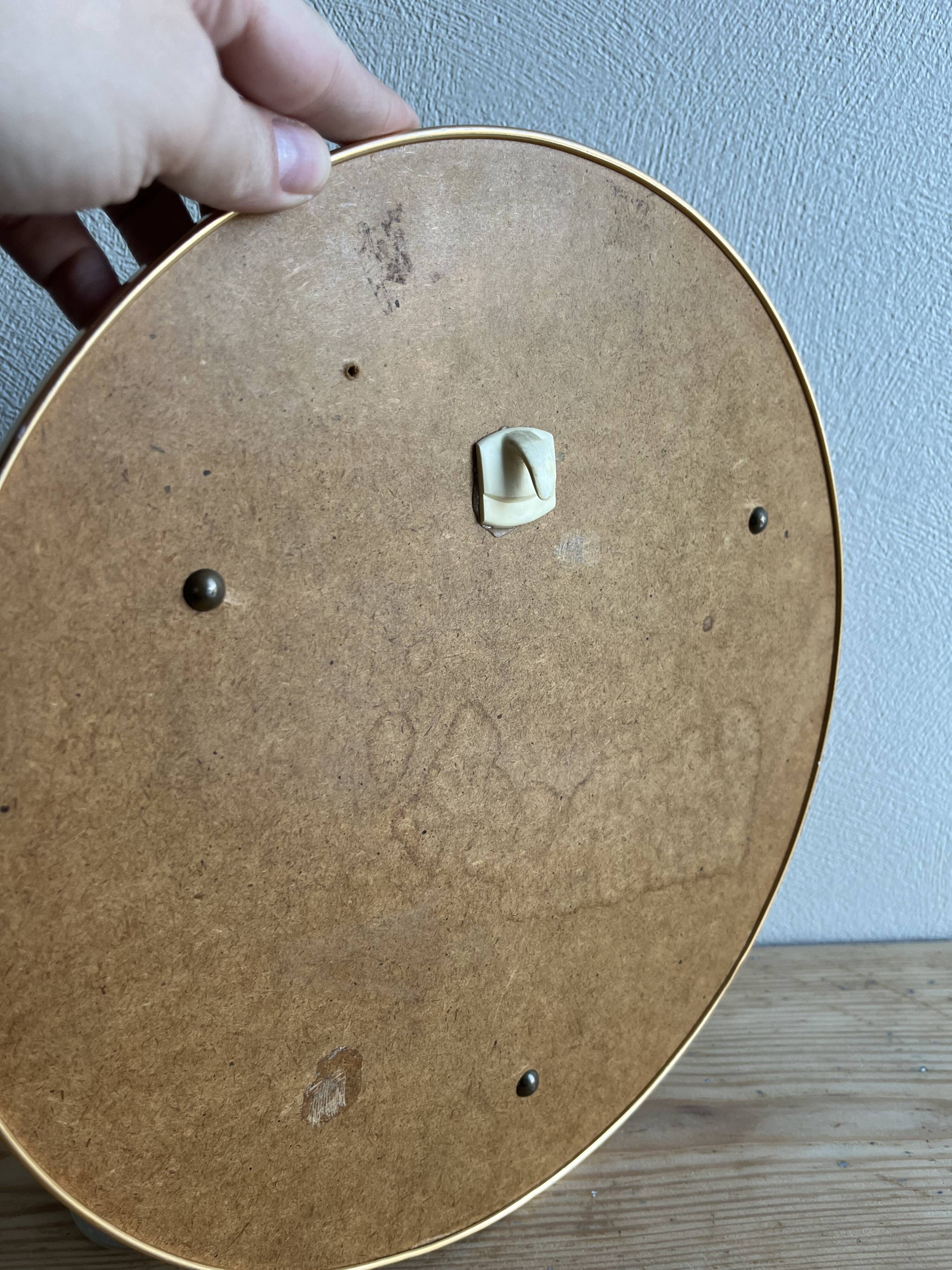 Vintage round gold mirror