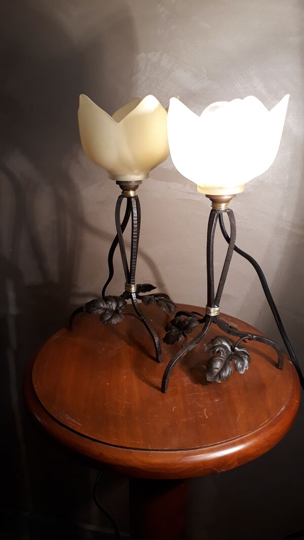 Duo de lampes fer forge et tulipe 1920/30