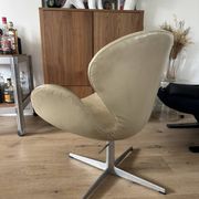 Swan Chair Arne Jacobsen first edition Fritz Hansen 1960s