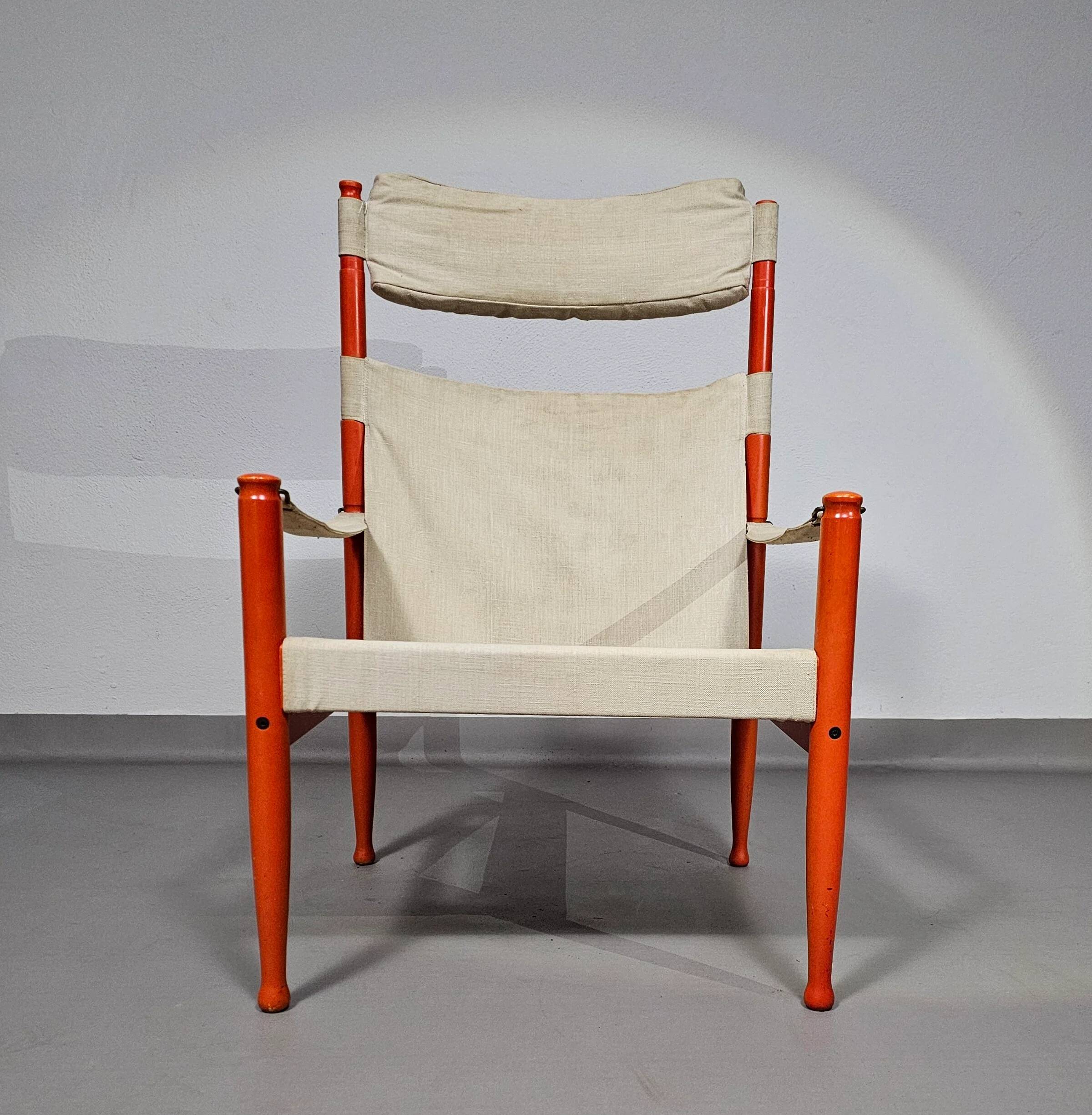 Safari lounge chair, model 30, designed by Erik Worts and manufactured by Niels Eilersen, Denmark 1960.