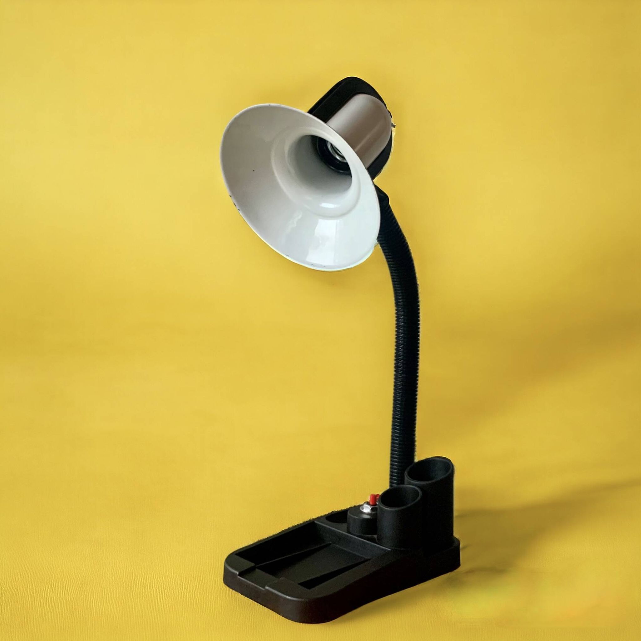 Fase vintage black and white desk lamp