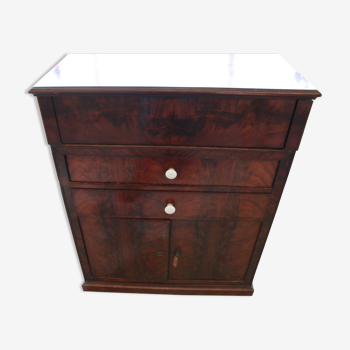 Chest of drawers railway toilet