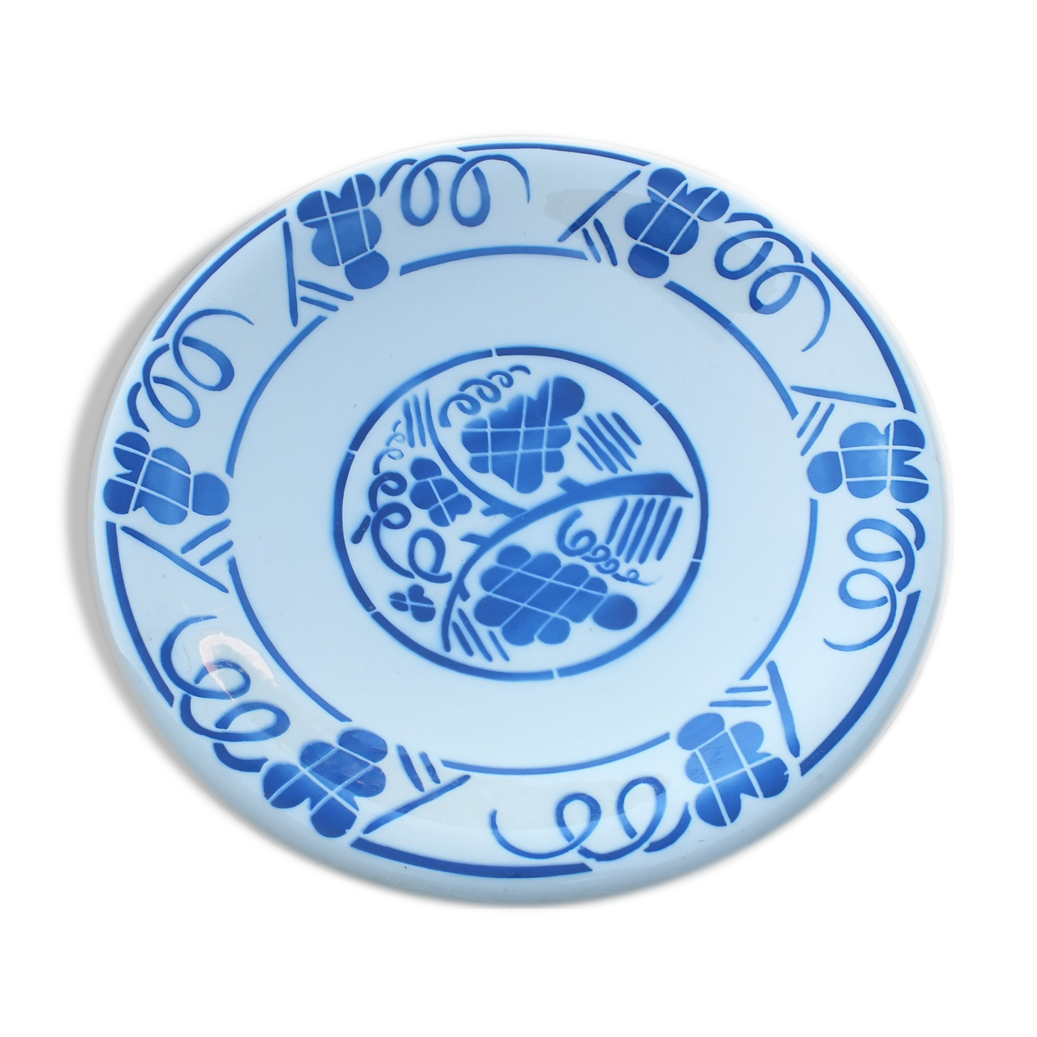 Fruit cut dish 33 cms, Badonviller 1950