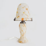 Lampe champignon en pâte de verre blanche tacheté orange à 2 feux, style Art Déco. Année 60
