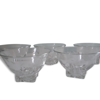 Series of 5 glasses / cups engraved