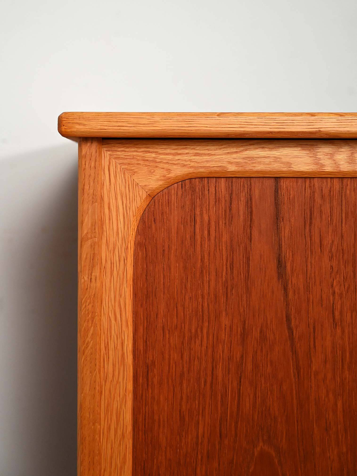 Scandinavian vintage Sideboard in Teak and Oak