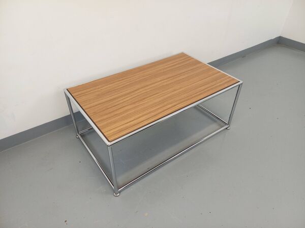 Table basse vintage style USM en mélaminé et métal chromé