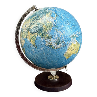 Lamp, illuminated globe, Scan Globe, Denmark 1970s.