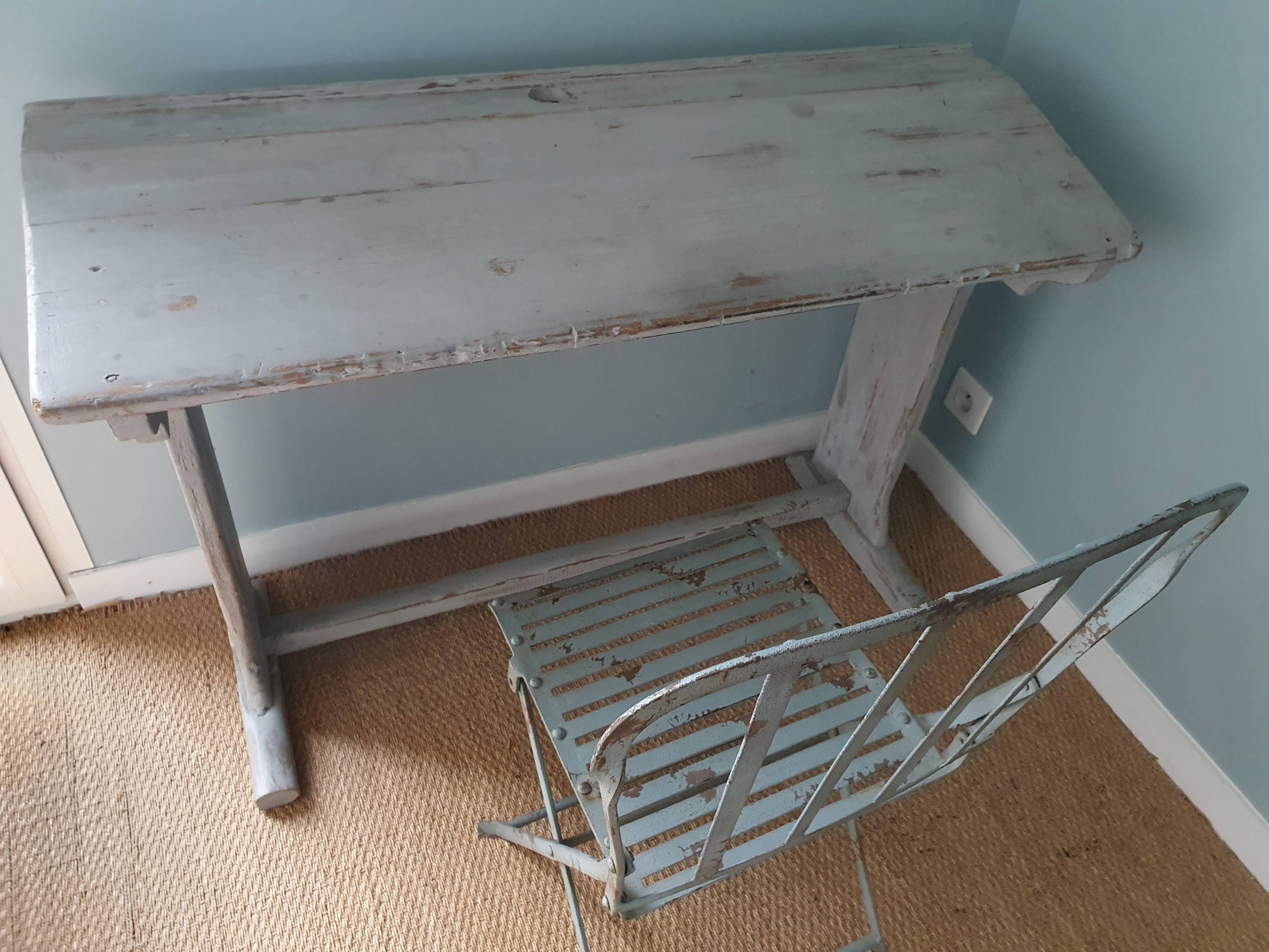 Antique school desk in soft gray patina + metal chair
