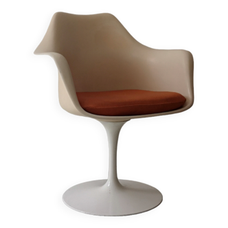 Tulip armrest and swivel armchair Eero Saarinen for Knoll International, 1970