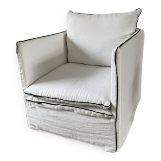 Armchair berengere leroy - one thousand and one nights - white linen bumblebee black velvet