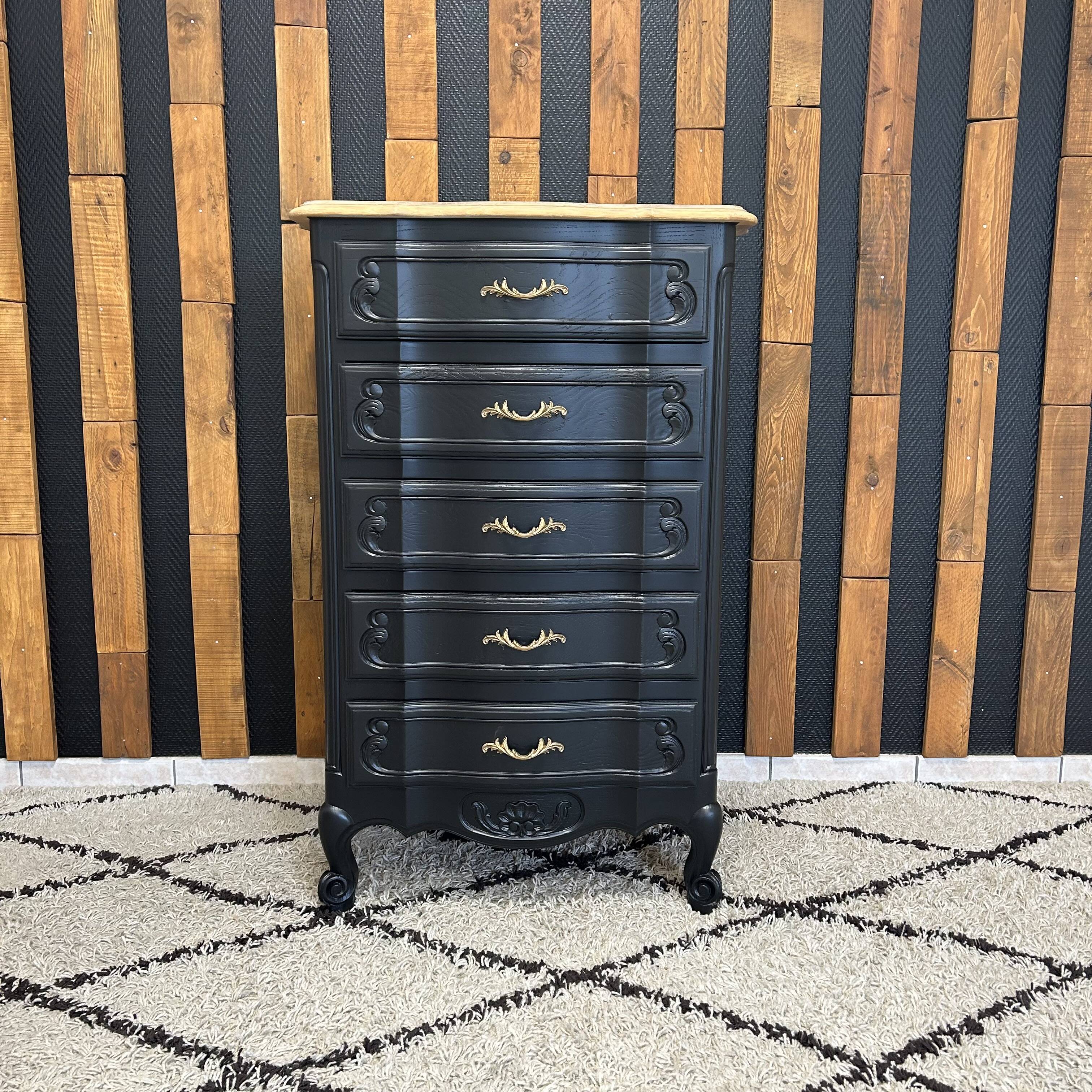 Old weekly magazine revamped