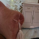 Fauteuil crapaud en velours vieux rose