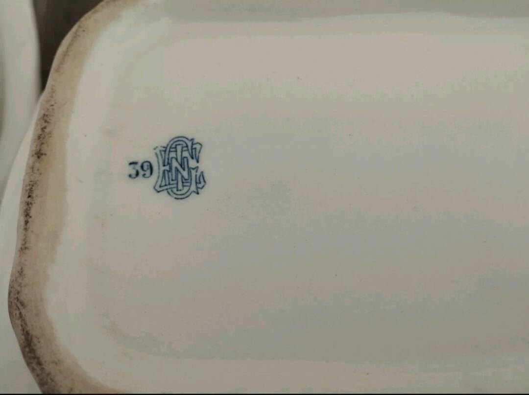 Gien soup tureen with tray / Retro/ Vintage