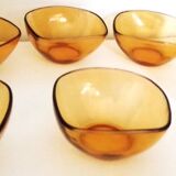 Set of 6 amber Vereco ramekins / bowls