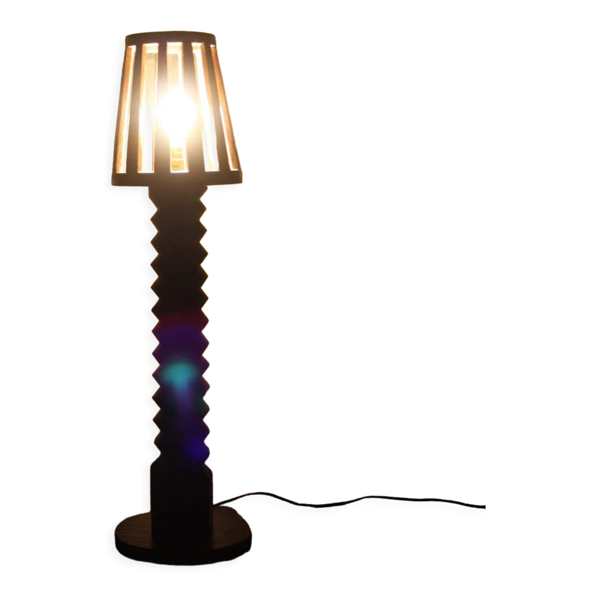 Press screw floor lamp