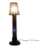 Press screw floor lamp