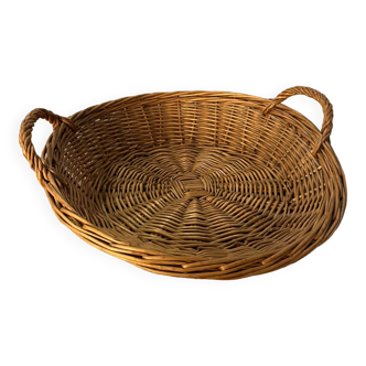 Asymmetrical wicker basket