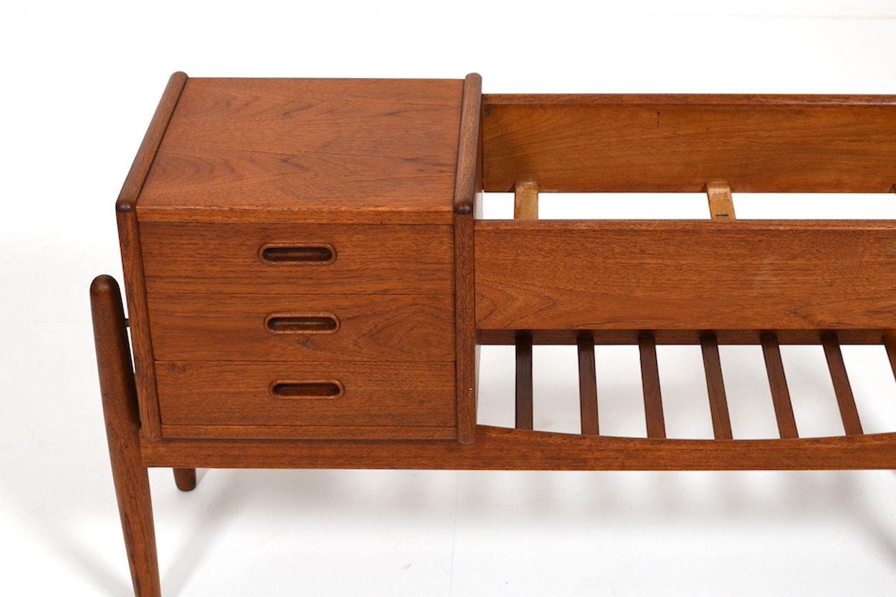 Teak planter by Arne Wahl Iversen 1960
