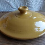 Cocotte soupière en terre cuite émaillée jaune moutarde