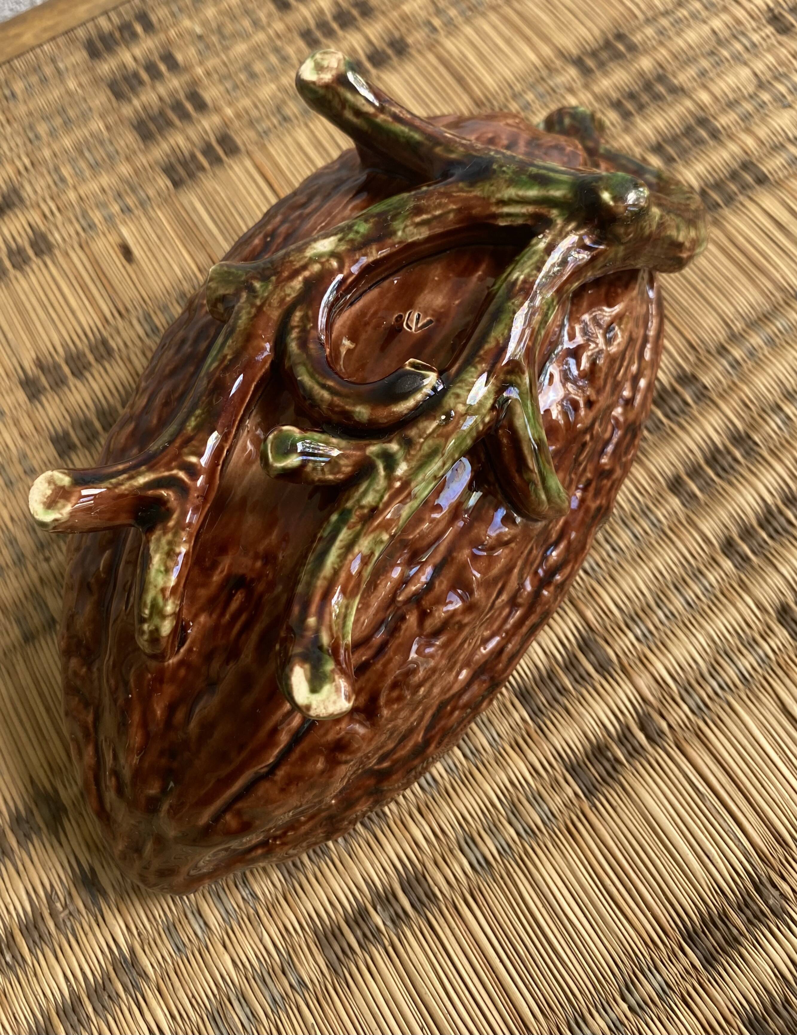 XXL cocoa pod slip dish