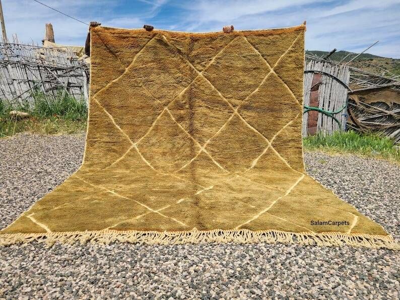 Large ochre and mustard Moroccan Mrirt rug 350x300 cm – diamond pattern