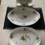 2 plats de service et 1 saucière en porcelaine ancienne de Limoges