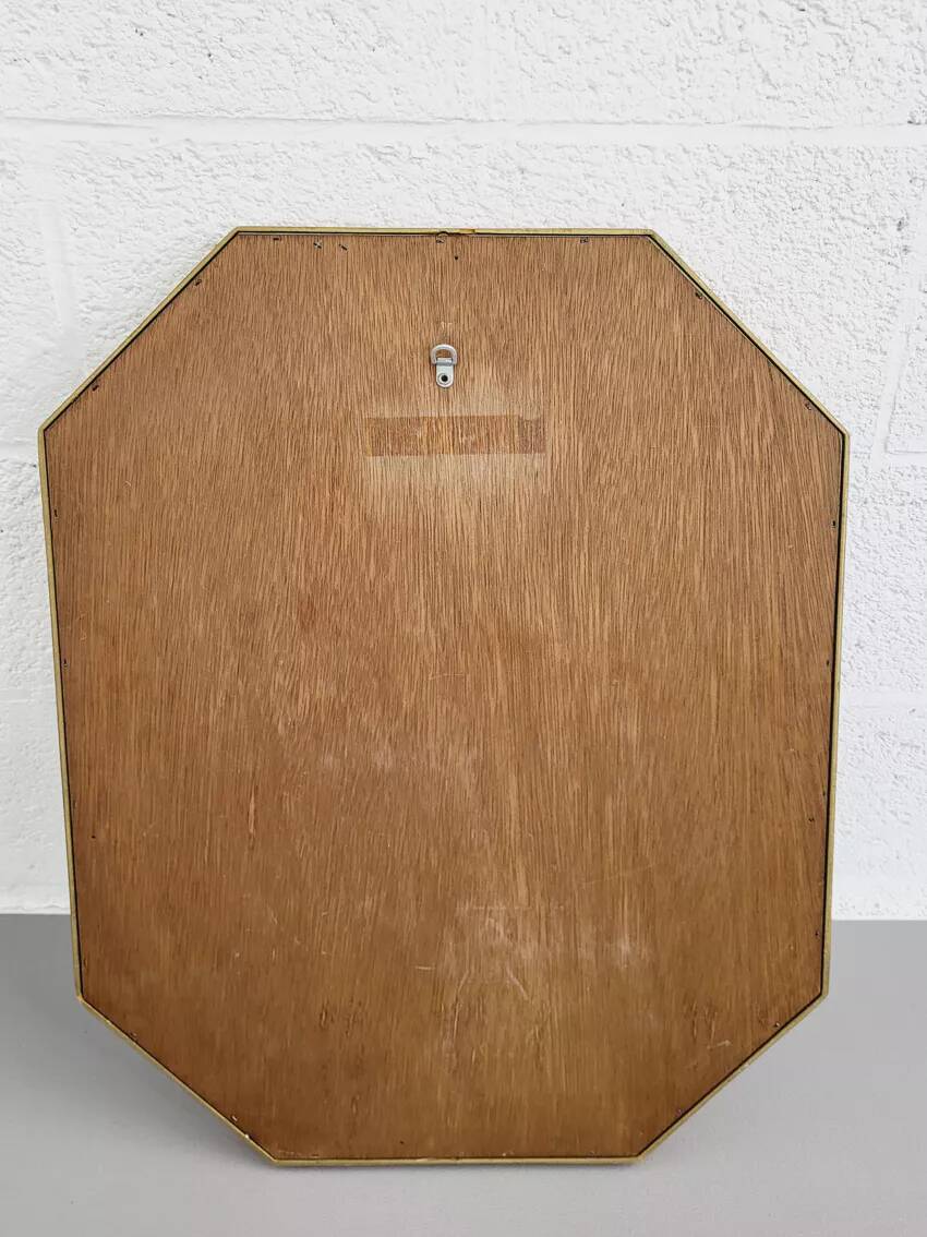 Octagonal mirror in Venetian style with gold-rimmed parecloses