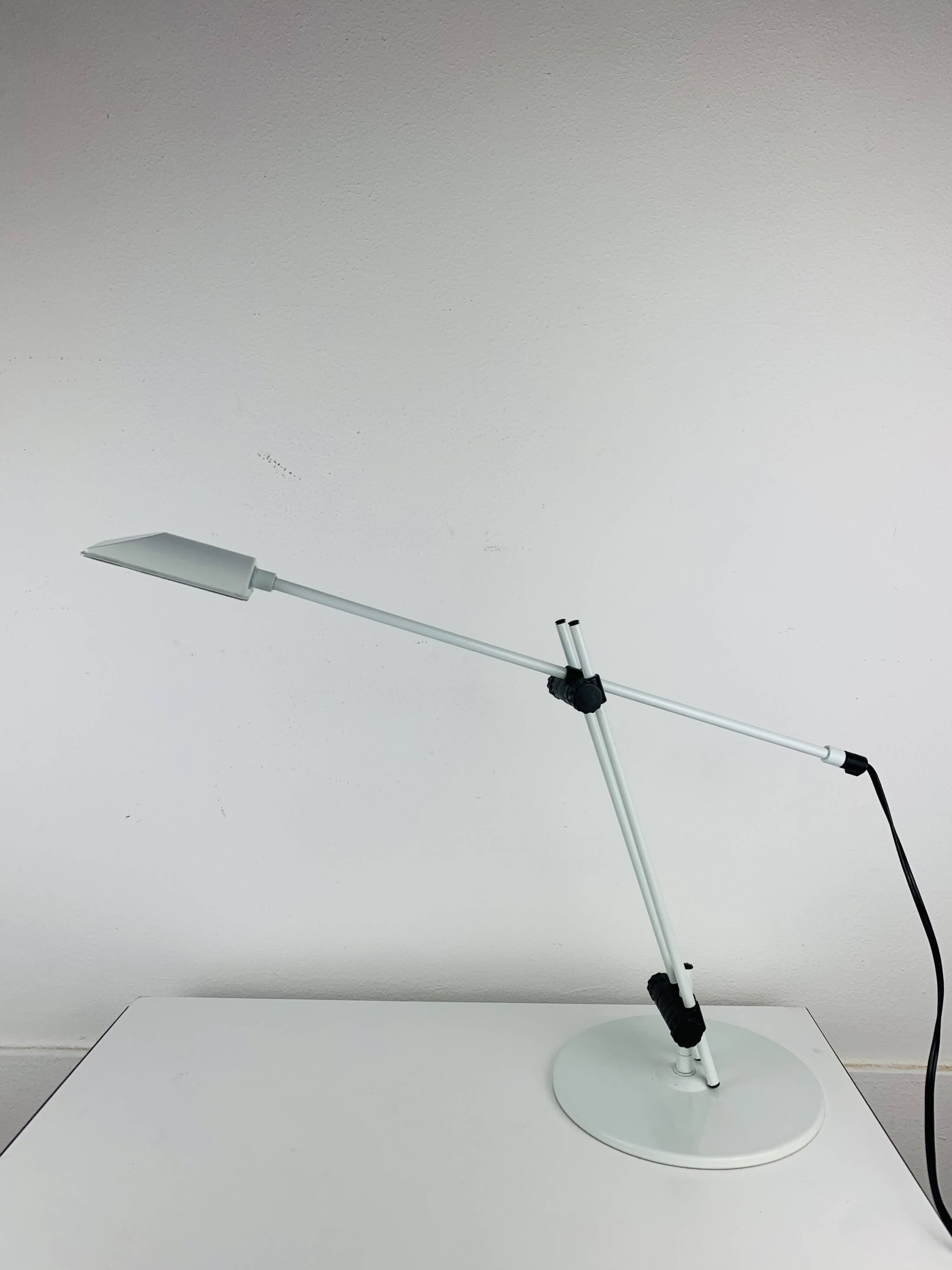 Veneta Lumi articulated desk lamp, white metal, 1980s
