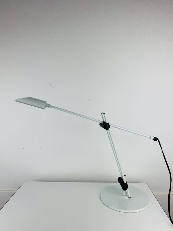 Lampe de bureau Veneta Lumi articulée, métal blanc, années 80