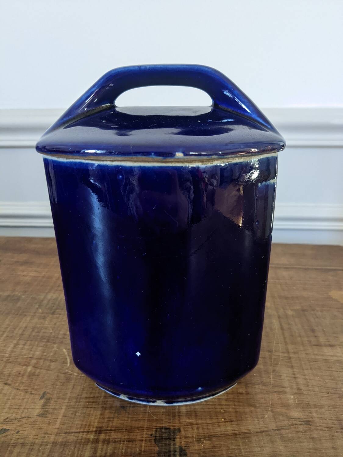 Pot en faïence